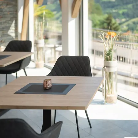 Garni Melcherhof 3*