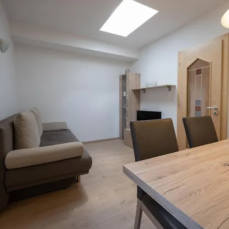 Garni Melcherhof Aparthotel 3*
