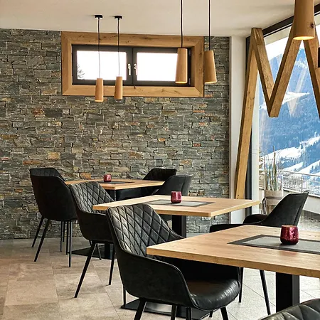 Aparthotel Garni Melcherhof Racines