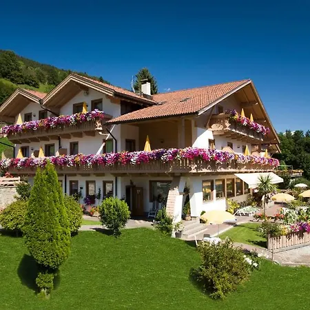 Aparthotel Garni Melcherhof 3*